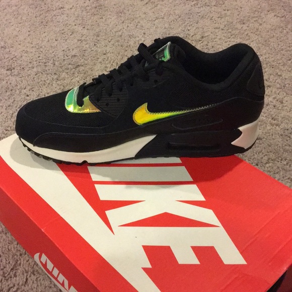 Nike Air Max 90 Premium Shoes Sneakers new 333888 035 black hologram Men’s 9.5 - Picture 4 of 16